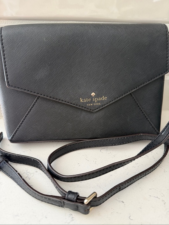 kate spade Handbags - Kate Spade Black Leather Cross Body Bag
